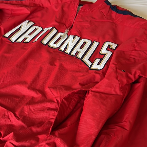 Majestic Authentic Collection Washington Nationals long sleeve pullover nylon - Picture 3 of 5